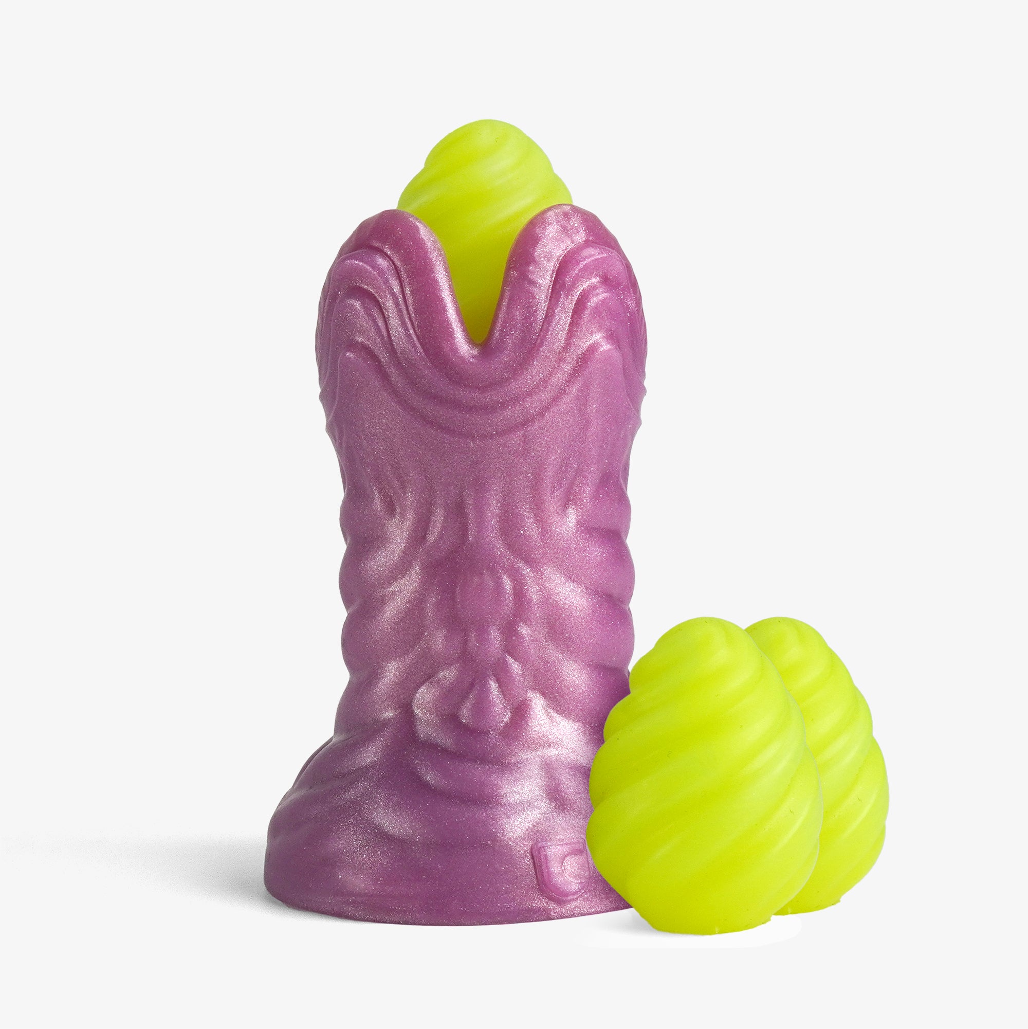 The alien ovipositor ii front with eggs.