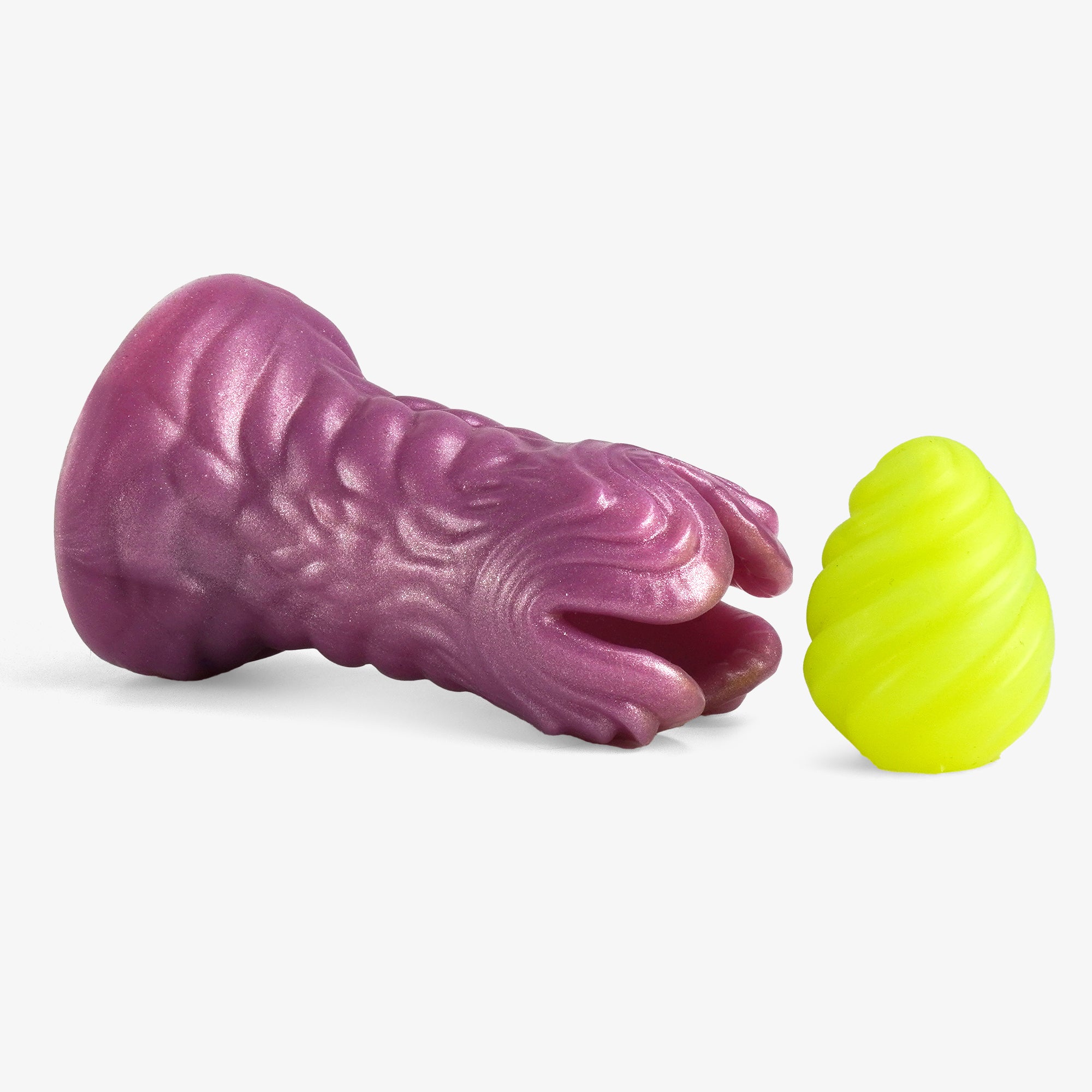 The alien ovipositor ii laying down, egg popping out.