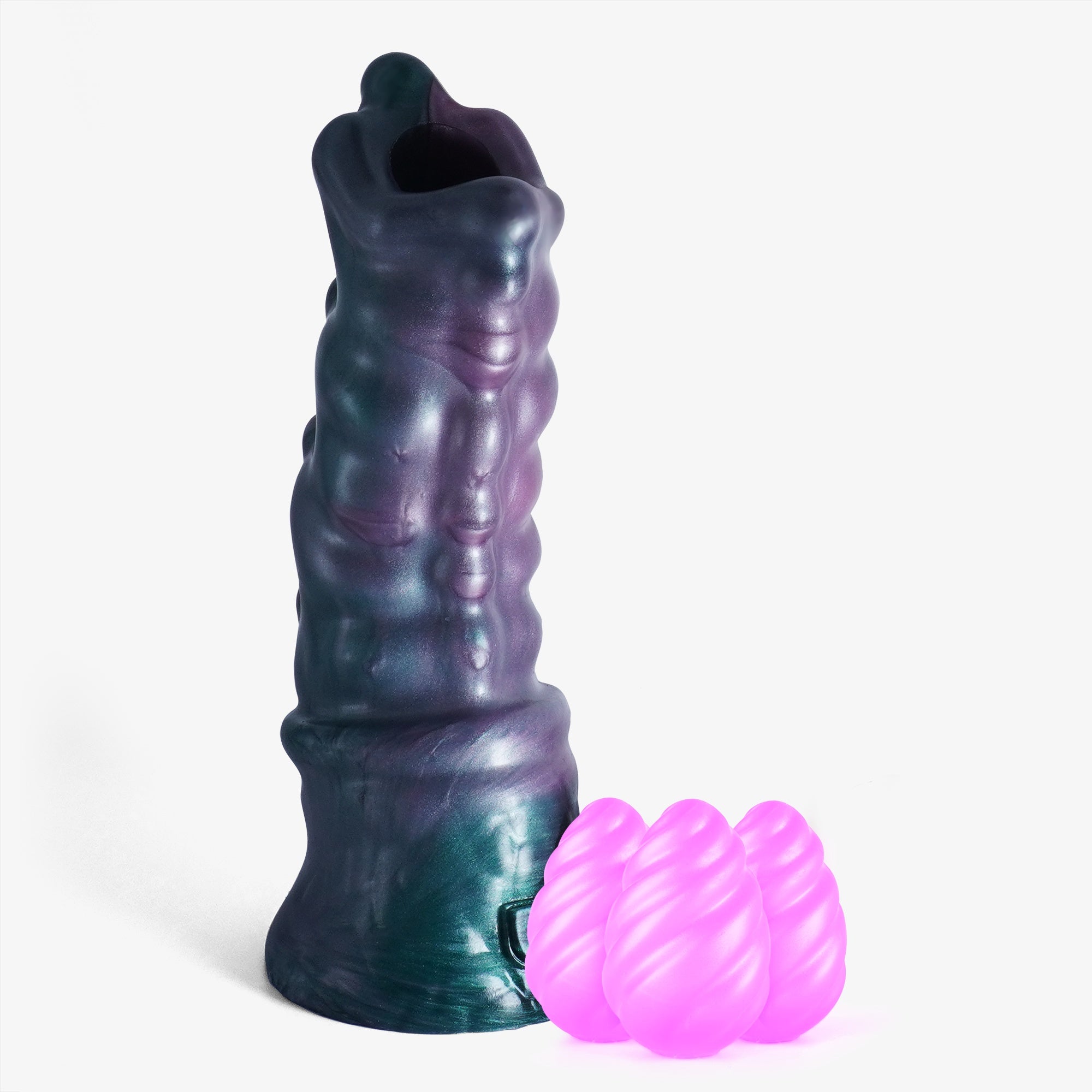 The behir ovipositor front with eggs.