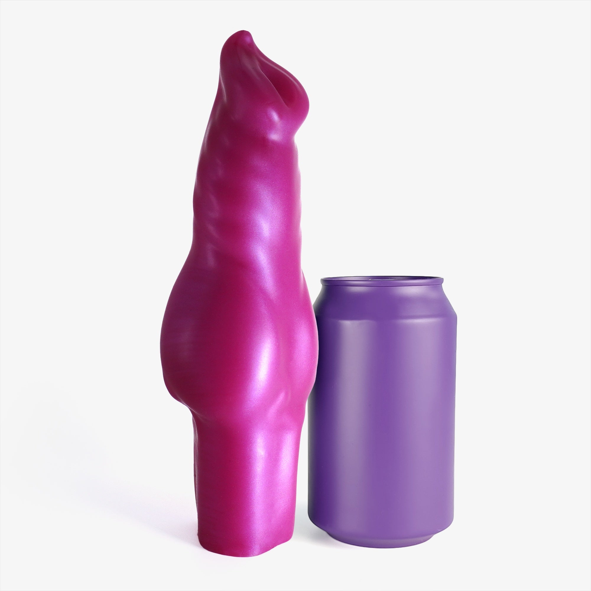 The made to measure knot extender size comparison next to 330ml can.