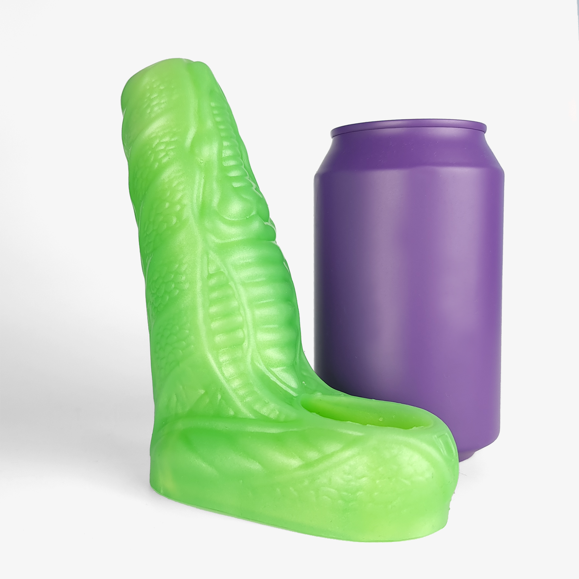 The depth sheath size comparison next to 330ml can.
