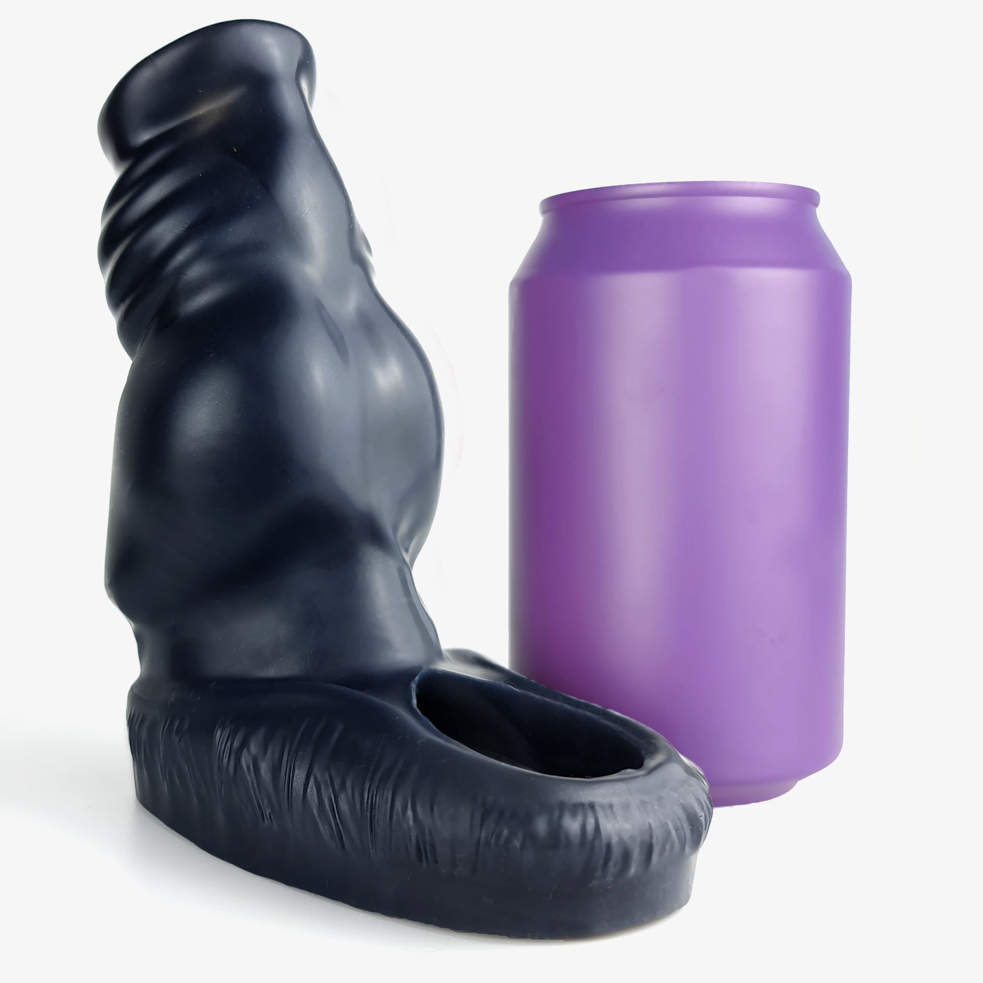 The knot sheath size comparison next to 330ml can.