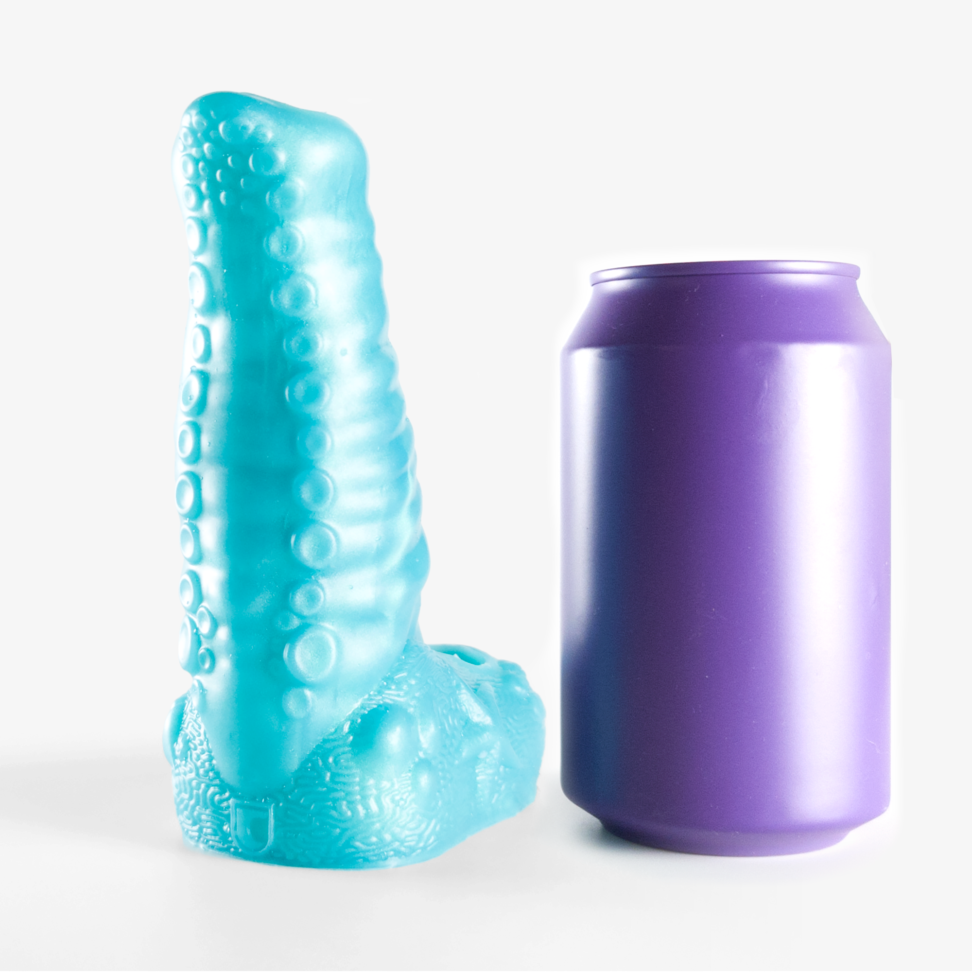 The tentacle sheath size comparison next to 330ml can.